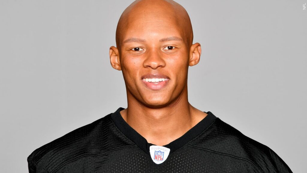 Vikings acquire QB Josh Dobbs ahead of NFL trade deadline, send