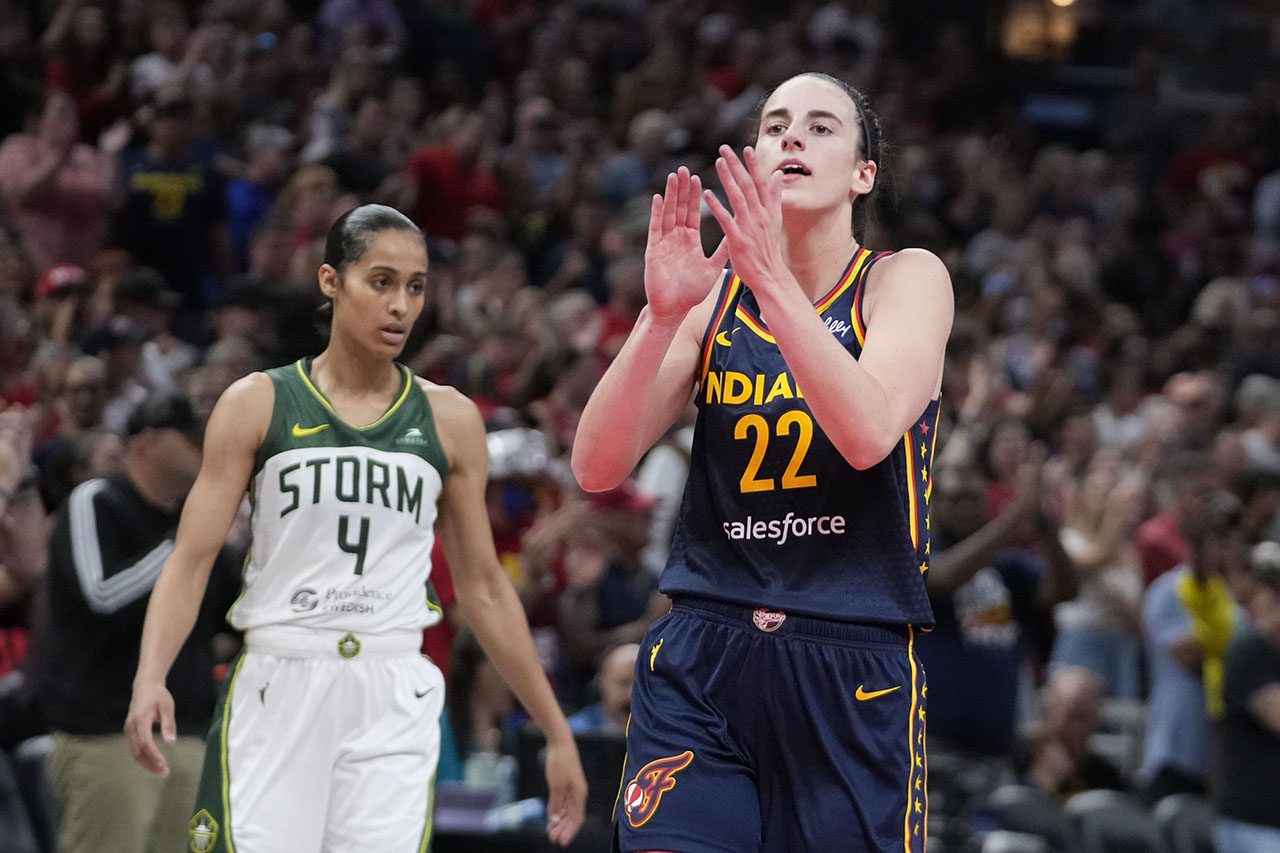 Caitlin Clark breaks WNBA rookie assists record as Fever beat Storm 92-75 -  WDIO.com