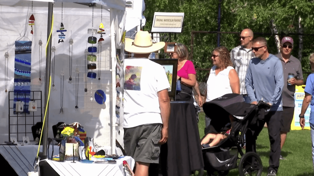 Art in Bayfront Park brings artists, artisans and music to Duluth